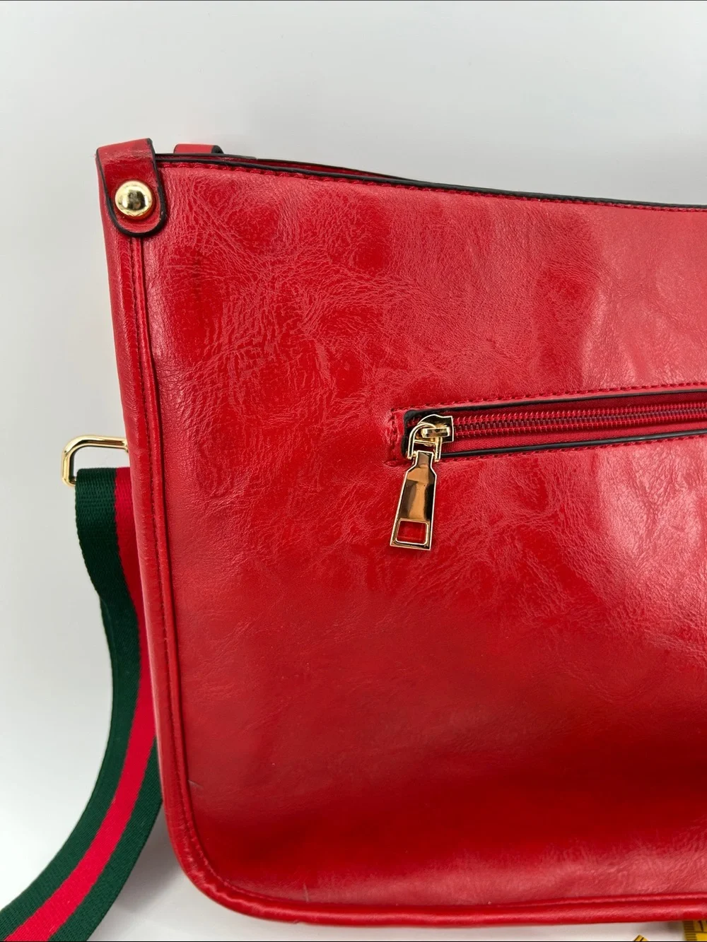 N/A stylish red